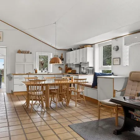 بيت للعطل 3 Bedroom Amazing In