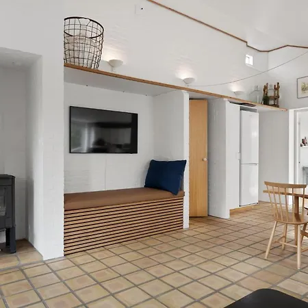 3 Bedroom Amazing In بيت للعطل Ålbæk