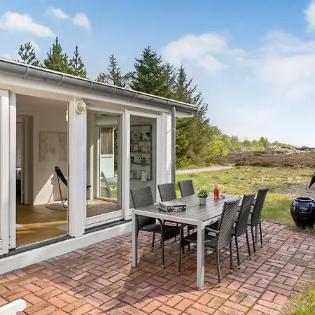 3 Bedroom Amazing In بيت للعطل Ålbæk